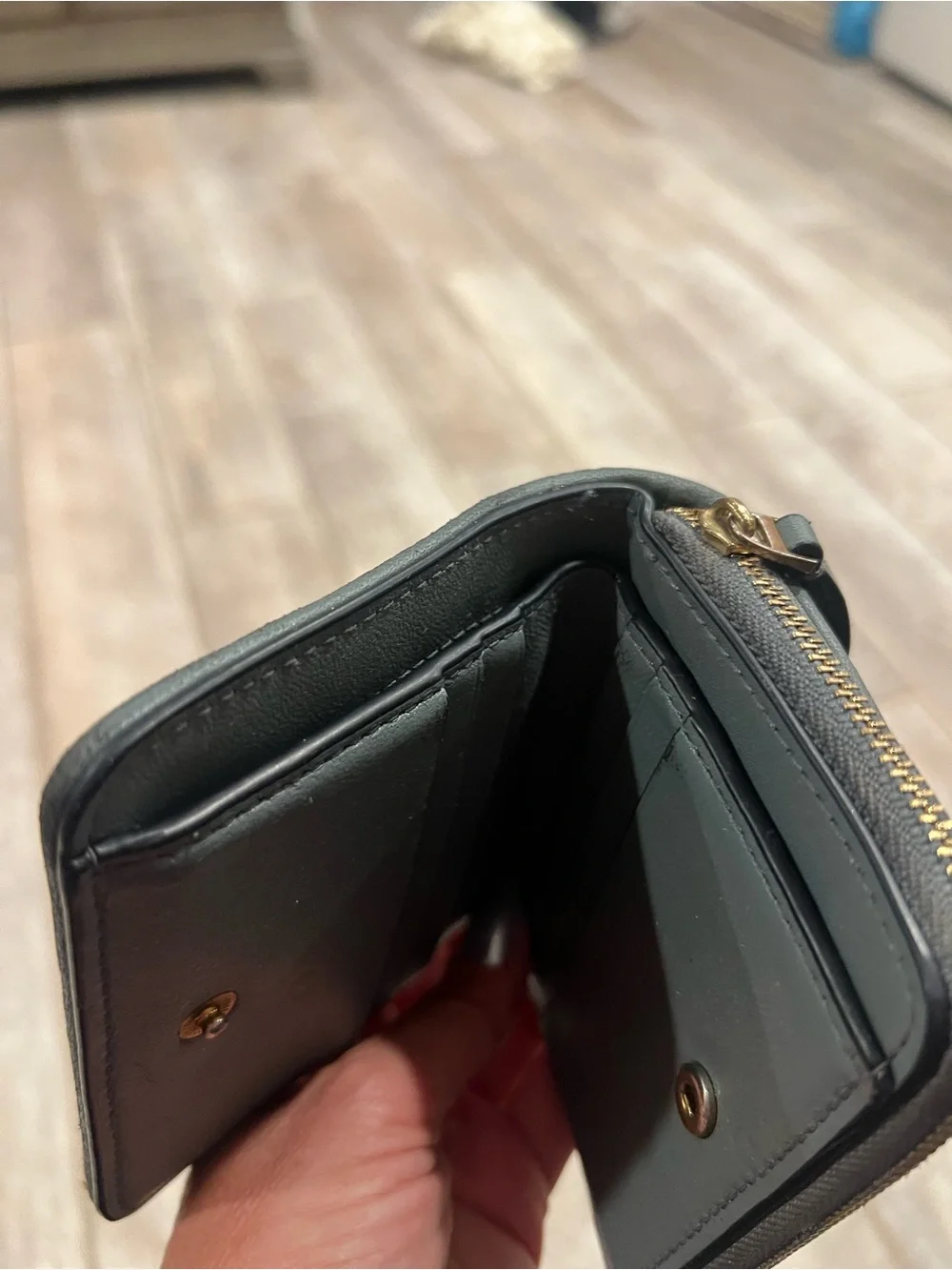 Tory Burch Kira Chevron dark grey Bi-Fold Wallet
